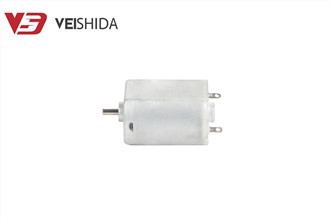 Brušeni DC motor male veličine
